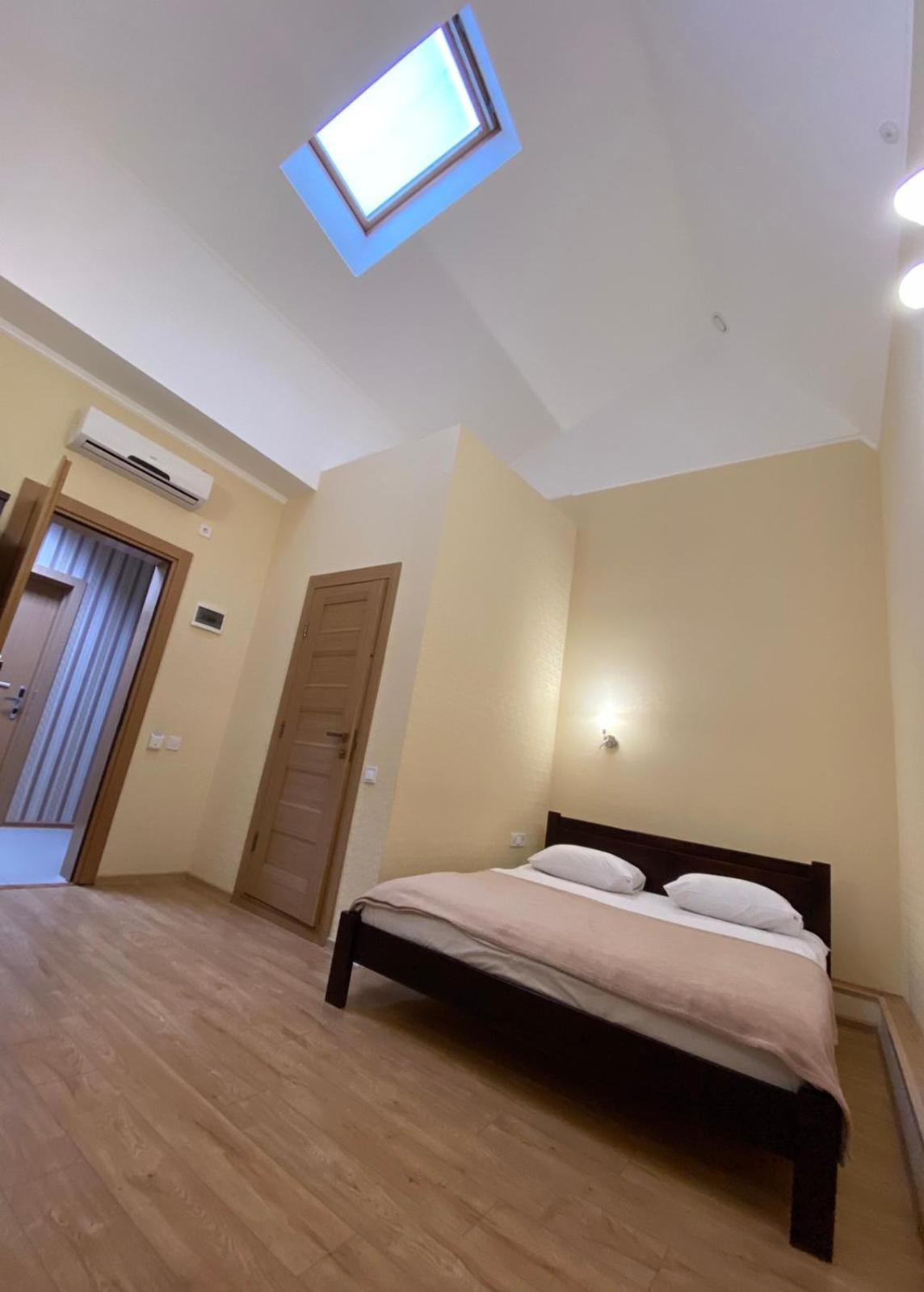 Passage Hotel Τερνόπιλ Εξωτερικό φωτογραφία